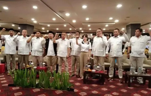 DPC Gerindra Gelar Rapimcab 1 Konsolidasi Internal Kemenangan Prabowo - Gibran Kota Tangerang menggelar acara Rapimcab 1 DPC Gerindra Kota Tangerang yang dilaksanakan di hotel Golden Tulip Kota Tangerang, Foto. (Istimewa)