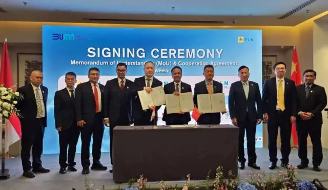 PT PLN Grup Bawa Komitmen Investasi Kelistrikan dan Beyond kWh dari Indonesia ke China Business Forum PT PLN (Persero) Grup mengantongi peluang kerja sama dengan tujuh perusahaan asal China. Kerja sama ekspansi bisnis kelistrikan, Foto. (Istimewa)