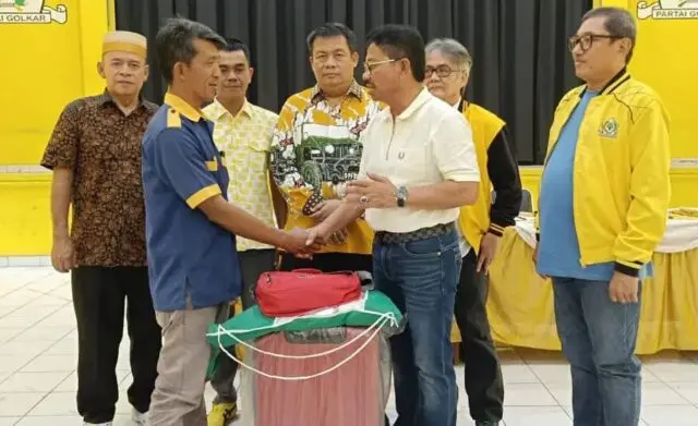 Umrah HUT Golkar ke-59, Ketua DPD Kota Tangerang: Jadi Hadiah Rutin Setiap Tahun Umrah HUT Golkar ke-59, Ketua DPD Kota Tangerang: Jadi Hadiah Rutin Setiap Tahun