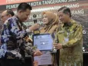 Lagi, Pemkot Tangerang Raih Penghargaan sebagai Badan Publik Informatif Lagi, Pemkot Tangerang Raih Penghargaan sebagai Badan Publik Informatif