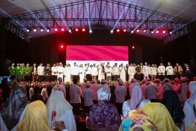 Peringati HUT ke-15, Pemkot Tangsel Ajak Masyarakat Doa Bersama Lewat Tangsel Bersholawat Peringati HUT ke-15, Pemkot Tangsel Ajak Masyarakat Doa Bersama Lewat Tangsel Bersholawat