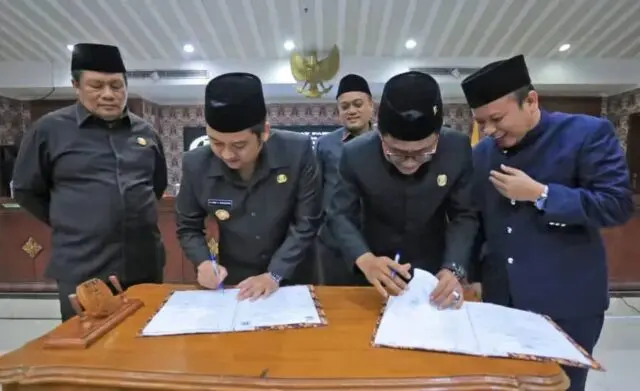 Tok! APBD 2024 Kota Tangerang Disepakati Rp 5,38 Triliun Tok! APBD 2024 Kota Tangerang Disepakati Rp 5,38 Triliun