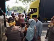 Ciptakan Rasa Nyaman di Jalan, Satpol PP Amankan PMKS di Sejumlah Titik, Foto. (Istimewa)