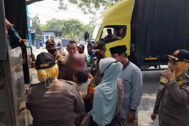 Tegas! Satpol PP Kabupaten Tangerang Amankan 22 PMKS, Bina di Panti Rehabilitasi Ciptakan Rasa Nyaman di Jalan, Satpol PP Amankan PMKS di Sejumlah Titik, Foto. (Istimewa)