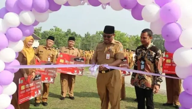 Fleksibel dan Akuntabel, Pemkab Tangerang Luncurkan Kartu Kredit Pemerintah Daerah Pemerintah Kabupaten Pemkab Tangerang meluncurkan Kartu Kredit Pemerintah Daerah, Foto. (Istimewa)
