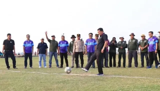Sekda Kabupaten Tangerang Resmikan League U-19 di Dua Stadion Mini Sekda League U-19 resmi dibuka di Stadion Mini Jaga Lautan Kronjo dan Stadion Mini Solear, Foto. (Istimewa)