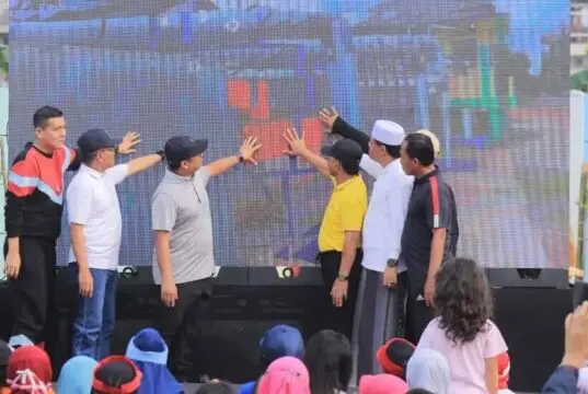 Roadshow Pembangunan, Arief-Sachrudin Resmikan Alun-Alun Periuk Roadshow Pembangunan, Arief-Sachrudin Resmikan Alun-Alun Periuk