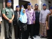 Kapolresta Tangerang dan Sekda Resmikan Rumah Layak Huni di Selapajang Cisoka Sekda Kabupaten Tangerang, Komandan Korem 502 Brigjen TNI Putranto Gatot, dan Kapolresta Tangerang Kombes Pol Dr. Sigit Dany Setiyono secara, Foto, bersama-sama. (Istimewa)
