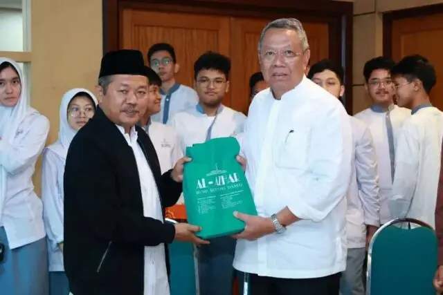 Jadi Perwakilan Tangsel ke Amerika, Benyamin Berpesan ke Siswa untuk Percaya Diri Jadi Perwakilan Tangsel ke Amerika, Benyamin Berpesan ke Siswa untuk Percaya Diri