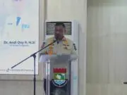 Masa Tenang Pemilu 2024, Satpol PP Bantu Bawaslu Bersihkan Alat Peraga Kampany Kepala Satpol PP Kabupaten Tangerang, Agus Suryana menyampaikan, Foto. (Istimewa)