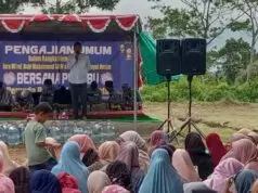 Jama,ah Antusias dan Khu,su Di Acara Haul Ke 1 Ki Buyut Kosim dan Isra Mi,raj Nabi Muhammad S.A.W. Jama,ah Antusias dan Khu,su Di Acara Haul Ke 1 Ki Buyut Kosim dan Isra Mi,raj Nabi Muhammad S.A.W.