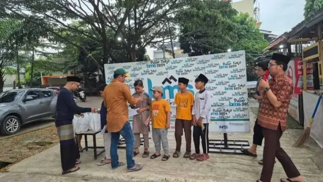 Gelar Pasar Takjil, BMS Creative: Wujud Nyata Mendorong Pelaku UMKM Berkembang Gelar Pasar Takjil, BMS Creative: Wujud Nyata Mendorong Pelaku UMKM Berkembang
