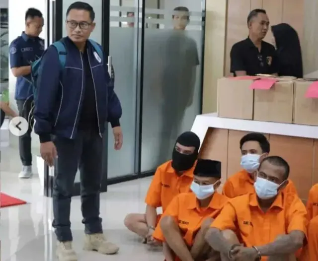 Warga Ucapkan Terimakasih Kepada Polsek Teluknaga Telah Berhasil Ungkap kasus Ranmor Di Wilayah Kosambi Warga Ucapkan Terimakasih Kepada Polsek Teluknaga Telah Berhasil Ungkap kasus Ranmor Di Wilayah Kosambi