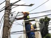 Lewat Perwal No.47 Tahun 2019, Senjata Pemkot Tangsel Berantas Kabel Fiber Optik yang Semrawut Lewat Perwal No.47 Tahun 2019, Senjata Pemkot Tangsel Berantas Kabel Fiber Optik yang Semrawut