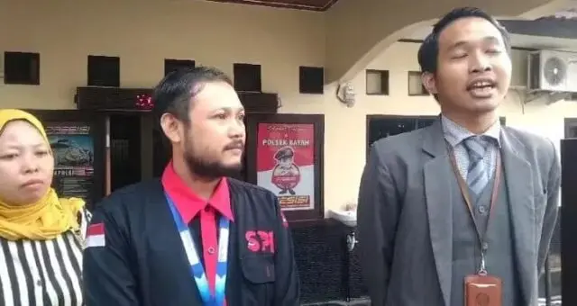 Kuasa Hukum IR dan HW Datangi Polsek Bayah Kuasa Hukum IR dan HW Datangi Polsek Bayah