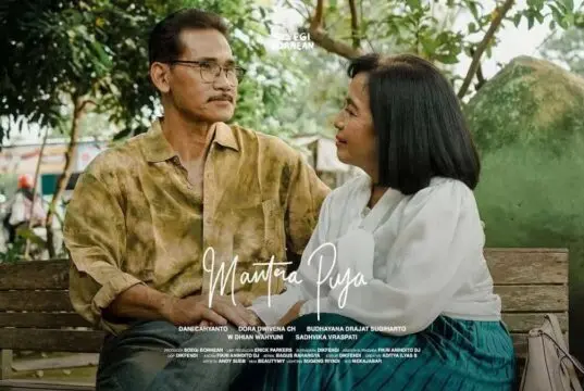 Lirik Lagu Mantra Puja – Soegi Bornean Lirik Lagu Mantra Puja - Soegi Bornean