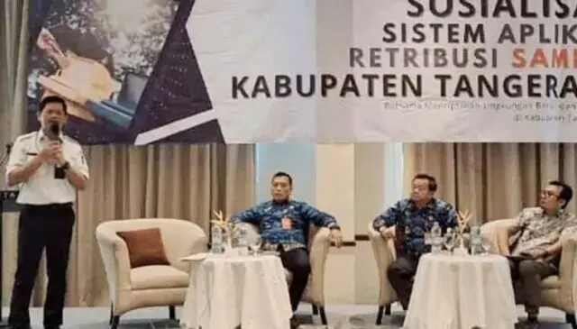 DLHK Gelar Sosialisasi Sistem Aplikasi Retribusi Sampah (DLHK) Kabupaten Tangerang menggelar sosialisasi Sistem Aplikasi Retribusi Sampah di Hotel Aryaduta Karawaci, Kabupaten Tangerang, Foto (Istimewa)