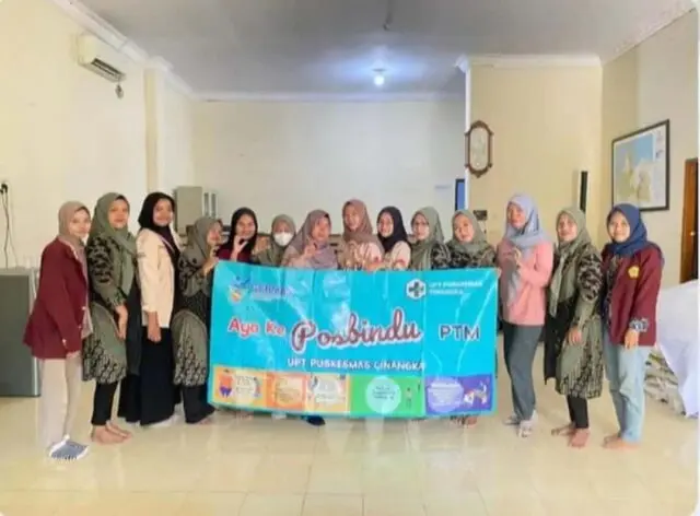 Kolaborasi Mahasiswa KKM 31 UPG dan KKM 13 UNTIRTA Lakukan Kegiatan Posbindu di Desa Mekarsari