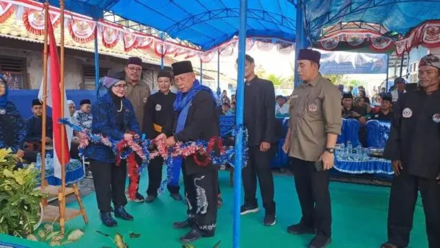 Hj. Aida Hubaedah Si Ratu Pantura Hadiri Peresmian Padepokan Seni Bela Diri Putra Hj, Aida Hubaedah Aida Ratu Pantura Kabupaten Tangerang, dan sekaligus Anggota Dewan DPRD Kabupaten, Foto. (Istimewa)