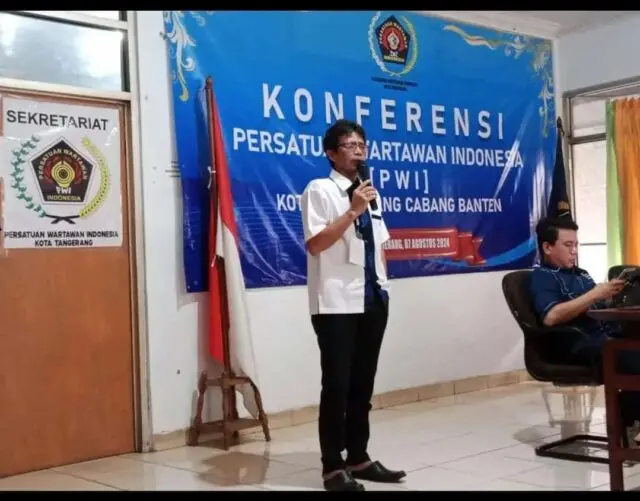 R.Herwanto Resmi Terpilih Sebagai Ketua PWI KOTA Tangerang Periode 2024-2027 R.Herwanto Resmi Terpilih Sebagai Ketua PWI KOTA Tangerang Periode 2024-2027