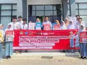 SMAN 1 Banjarsari Ikuti Kampanye Go Public Fund Education SMAN 1 Banjarsari Ikuti Kampanye Go Public Fund Education