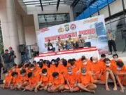 Luar Biasa! Polres Metro Tangerang Kota Berhasil Tangkap 50 Pelaku Curanmor Kombes Pol.Zain Dwi Nugraha di Konferensi Pers yang digelar dihalaman Mapolres Tangerang Kota, Foto. (Istimewa)