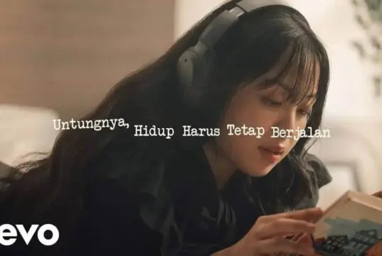 Lirik Lagu Untungnya, Hidup Harus Tetap Berjalan - Bernadya