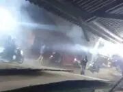 Puluhan Gangster Serang Warga Kampung Pisangan Tangerang, 2 Orang Korban Luka-luka Sekelompok Gengster yang Menyerang Warga Kampung Pisangan Kayu Agung, Foto. (Istimewa)