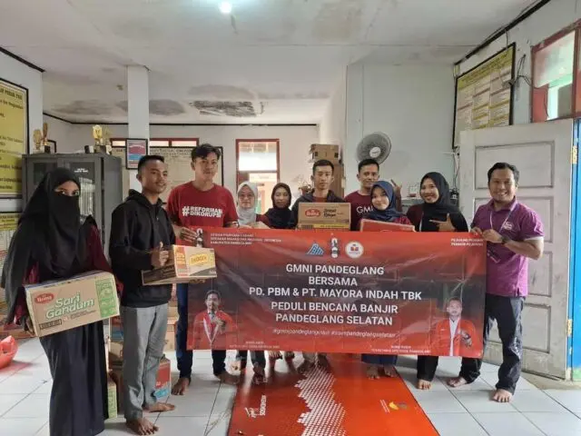 GMNI Pandeglang Salurkan Bantuan untuk Korban Banjir di Pandeglang Selatan GMNI Pandeglang Salurkan Bantuan untuk Korban Banjir di Pandeglang Selatan