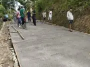Jalan Kampung Cipendeuy Diperbaiki PT Royal Shakti Mandiri
