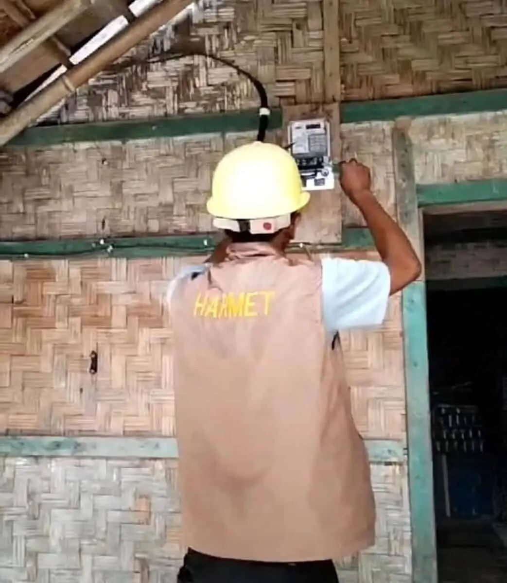 Keluarga Bapak Solihin Bahagia Terima Bantuan Listrik Gratis Aspirasi Legislator Tika Kartika Sari DPRD Lebak Fraksi PDI Perjuangan Keluarga Bapak Solihin Bahagia Terima Bantuan Listrik Gratis Aspirasi Legislator Tika Kartika Sari DPRD Lebak Fraksi PDI Perjuangan