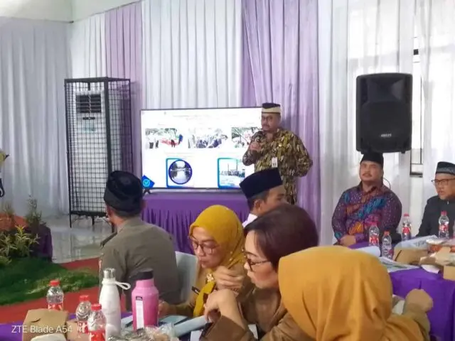 Musrenbang Kecamatan Sepatan: Fokus Jalan Pasar Pelangi, Tata Kelola dan Pemantapan Ekonomi Lokal Camat Sepatan H.Abudin S.IP MM, Saat Memberikan Sambutan,Foto.(Istimewa)