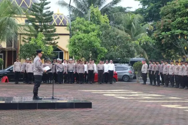Kapolres Lebak Polda Banten Tekankan Personil Jauhi Pelanggaran Pada Apel Pimpinan