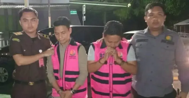 Kejari Tahan Dua Operator Desa Pondok Kelor dan Desa kampung Kelor, Kasus Korupsi Pencairan Ganda APBDes Operator desa pondok kelor (AL) sama kampung kelor (HK) sepatan timur ditetapkan tersangka oleh Kejari Tangerang atas dugaan kasus pencairan ganda Apbdes, Foto. (Istimewa)