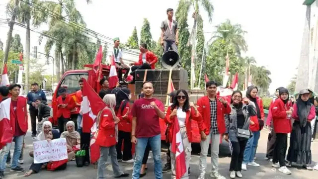 GMNI Pandeglang Soroti Iuran Honorer Non ASN Pemprov Banten, Itu Tindakan Berkedok Pungli GMNI Pandeglang Soroti Iuran Honorer Non ASN Pemprov Banten, Itu Tindakan Berkedok Pungli