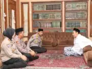 Silaturahmi Ramadhan 1446 Hijriah, Kapolres Kunjungi Ponpes Ketua MUI Kota Tangerang