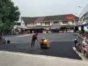 Jelang Idulfitri, Dinas Perkimta Tangsel Lakukan Pengaspalan 