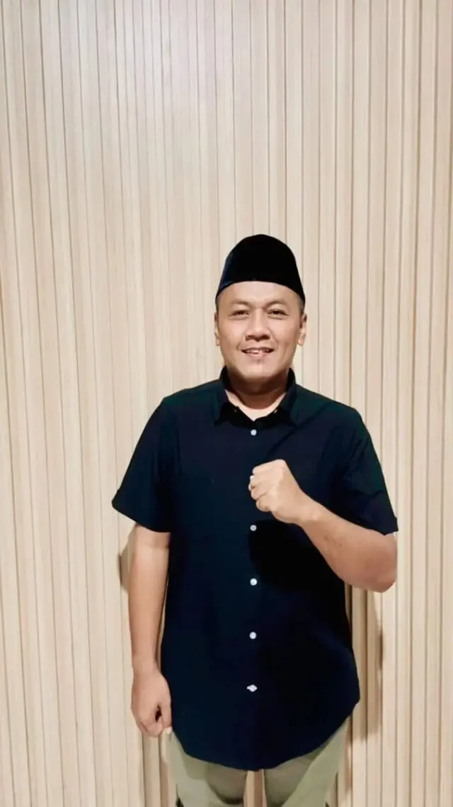 Anggota DPRD Banten Ubaedillah, Terpilih Sebagai Koordinator Presidium KAHMI Lebak 2025-2030 Anggota DPRD Banten Ubaedillah, Terpilih Sebagai Koordinator Presidium KAHMI Lebak 2025-2030