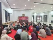 Anggota DPRD Provinsi Banten Hj. Emuy Mulyanah Fraksi PDI Perjuangan Lakukan Sosper bersama Mahasiswa GMNI Lebak
