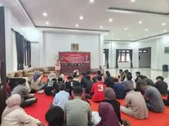 Anggota DPRD Provinsi Banten Hj. Emuy Mulyanah Fraksi PDI Perjuangan Lakukan Sosper bersama Mahasiswa GMNI Lebak Anggota DPRD Provinsi Banten Hj. Emuy Mulyanah Fraksi PDI Perjuangan Lakukan Sosper bersama Mahasiswa GMNI Lebak