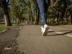 5 Manfaat Jogging Sore