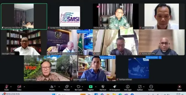 SMSI Gelar Rapat Bersama Dewan Pembina dan Dewan Pakar untuk Rumuskan Sikap Kebangsaan SMSI Gelar Rapat Bersama Dewan Pembina dan Dewan Pakar untuk Rumuskan Sikap Kebangsaan