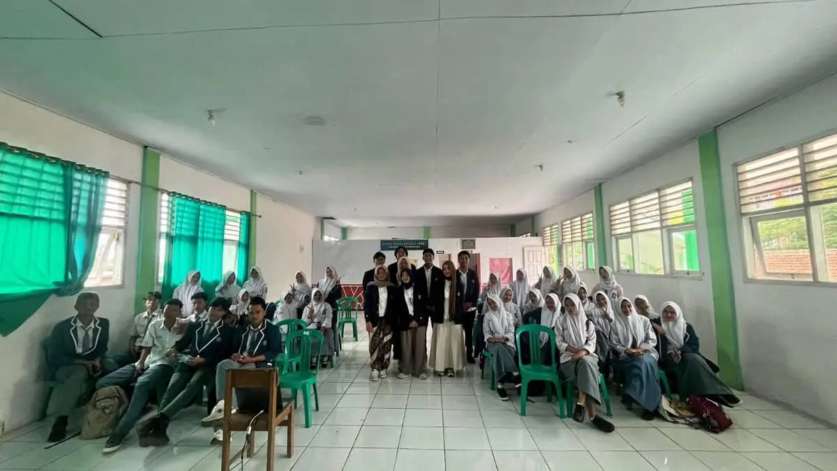Gapai Sehati Hadir di Sekolah: Remaja Pandeglang Belajar Bahaya Pernikahan Dini Gapai Sehati Hadir di Sekolah: Remaja Pandeglang Belajar Bahaya Pernikahan Dini