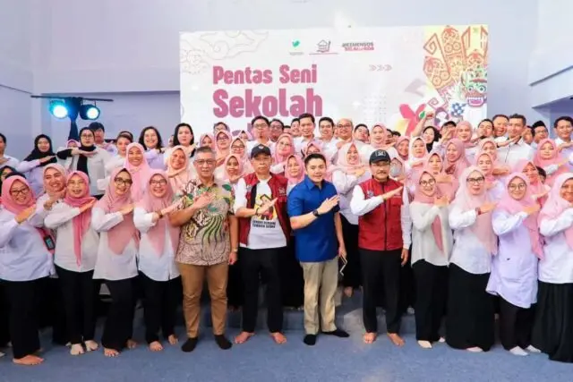 Seskab dan Mensos Tinjau Sekolah Rakyat Menengah Atas di Serpong Utara