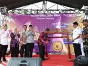 Ajang Promosi, Bupati Tangerang Buka Gema Rakyat Festival UMKM di Kecamatan Pagedangan