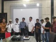 Hasil Audiensi Sengketa Tanah Bersama BPKAD Banten, LSM AMPRAK dan Masyarakat Desa Kemuning Tunjung Teja Menunggu Jawaban Hasil Audiensi Sengketa Tanah Bersama BPKAD Banten, LSM AMPRAK dan Masyarakat Desa Kemuning Tunjung Teja Menunggu Jawaban