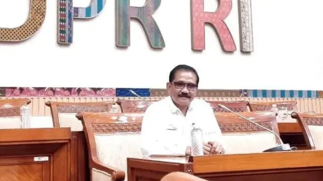 Sorotan Hukum Lanjutan Mukota IV Kadin Tangsel: Praktisi Hukum Jonson Hazairin SH Bedah Aturan Peserta Sorotan Hukum Lanjutan Mukota IV Kadin Tangsel: Praktisi Hukum Jonson Hazairin SH Bedah Aturan Peserta