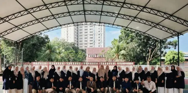 Hari Guru Nasional: Transformasi Pendidikan untuk Generasi Z yang Dinamis Hari Guru Nasional: Transformasi Pendidikan untuk Generasi Z yang Dinamis