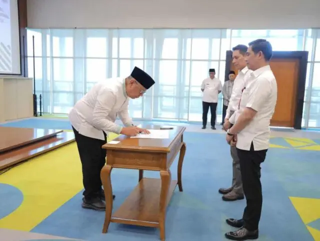 Lakukan Penyegaran dan Penataan Birokrasi, Wali Kota Tangsel Rotasi dan Mutasi Pejabat
