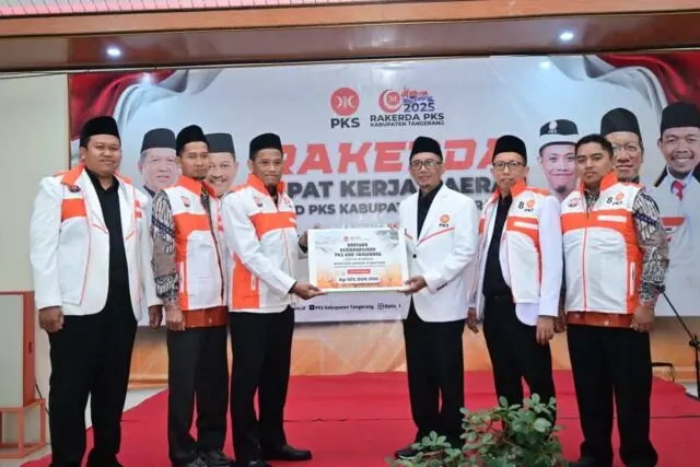 DPD PKS Kabupaten Tangerang Salurkan Donasi Kemanusiaan Rp105 Juta untuk Korban Banjir di Sumatera